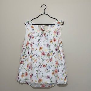 Reitmans sleeveless floral tie back tank